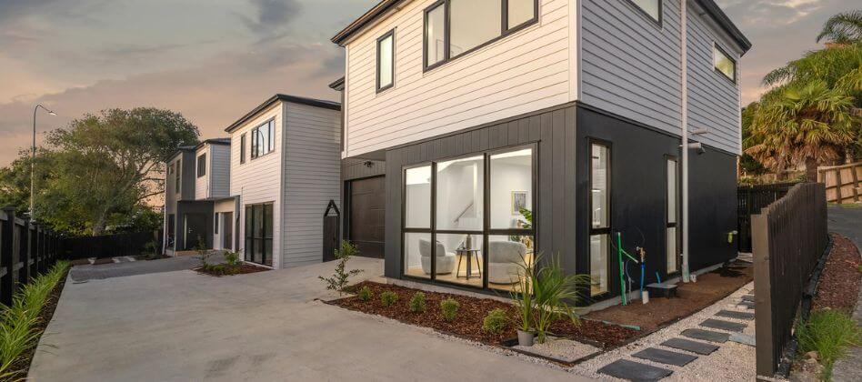 Standalone home exterior 1